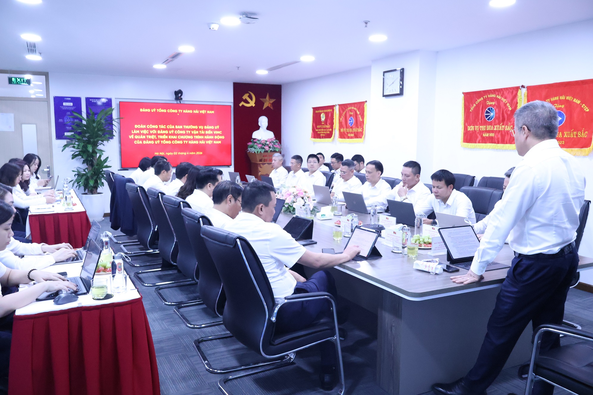 Đảng ủy Tổng công ty Hàng hải Việt Nam làm việc với Đảng ủy Công ty Vận tải biển VIMC